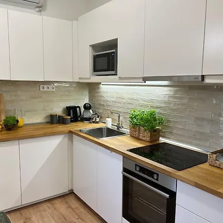 Ilka Apartment