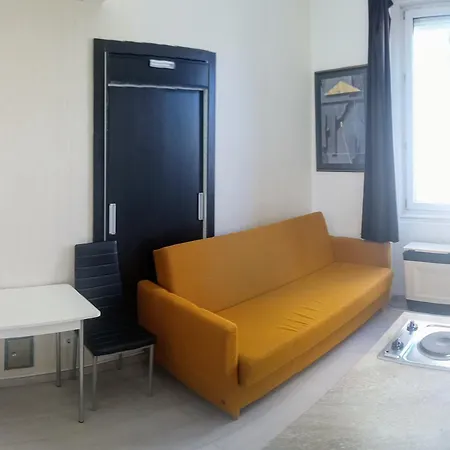 Sparrowl Budapest