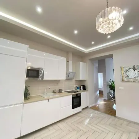 Wesselenyi Utca 4 Apartment *