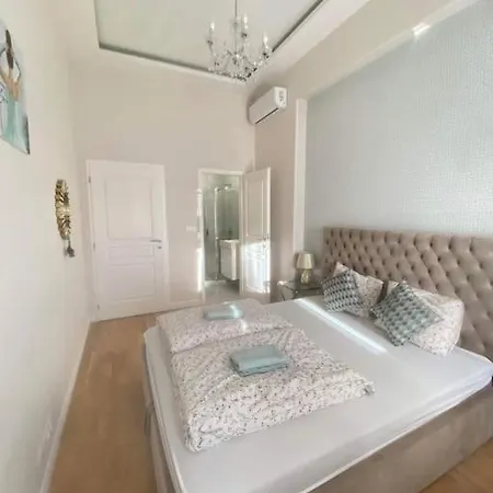 Wesselenyi Utca 4 Apartment