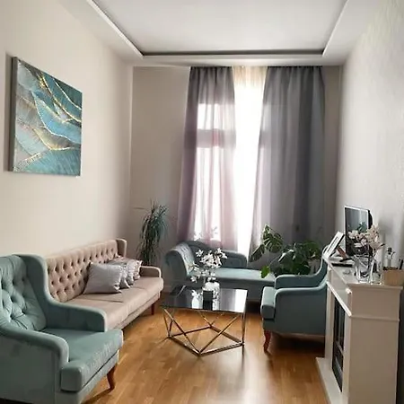 Apartment Wesselenyi Utca 4 *