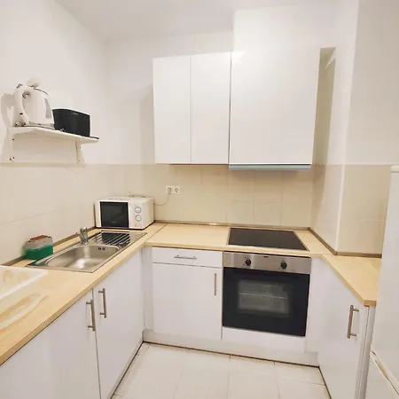 Apartman Maple Tree Budget *