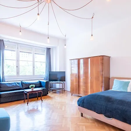 Apartment - Spacious - Classic Charm Budapest