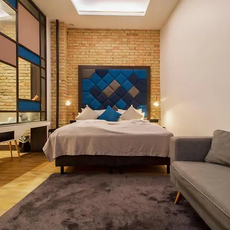 Hotell The Loft 3*