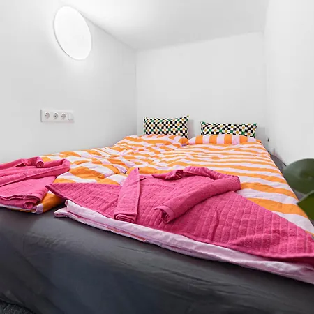 New Modern Homes Rakoczi 57 * Budapest