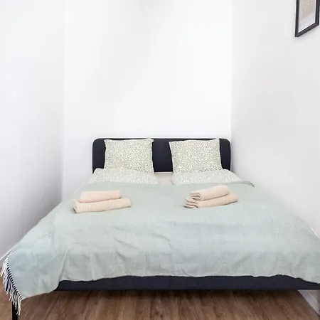 Apartment M5 Maria A