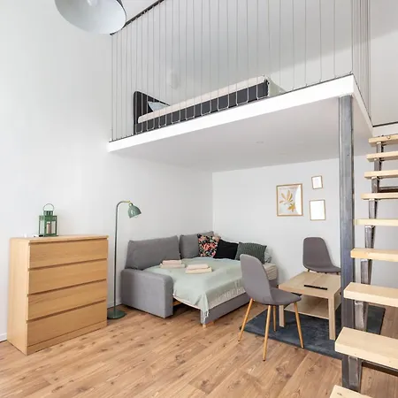 M5 Maria B Apartment *