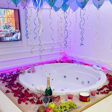 Apartment Jacuzzi Sinagoga View *