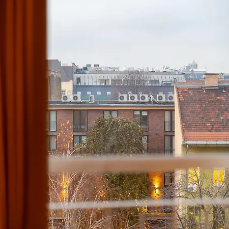 Dob Penthouse *