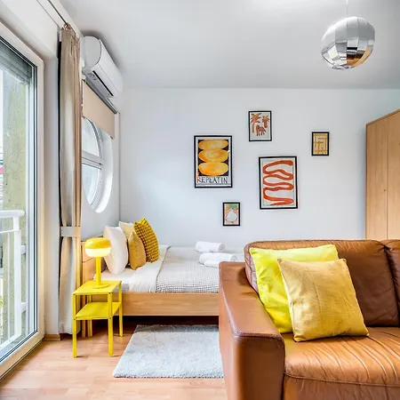 Dob Penthouse Apartment