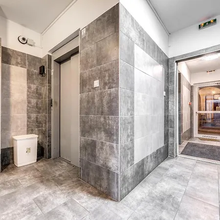 Dob Penthouse Apartment *
