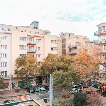 Ujlipotvaros Pearl Budapest