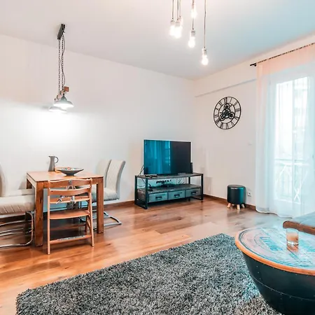 Ujlipotvaros Pearl Budapest