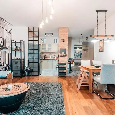 Ujlipotvaros Pearl * Budapest