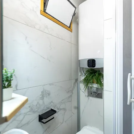 Hidden Gem In Buda Apartment *