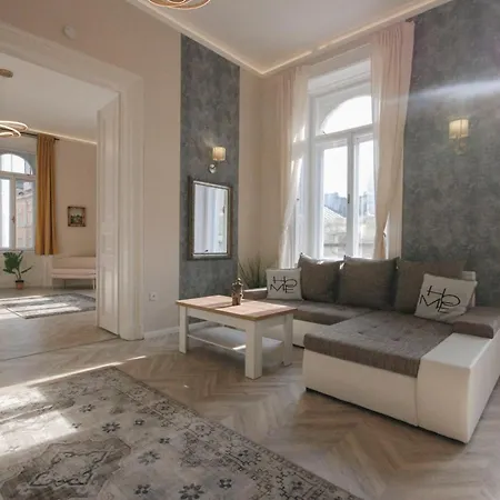 Opera Luxury Resident Budapest