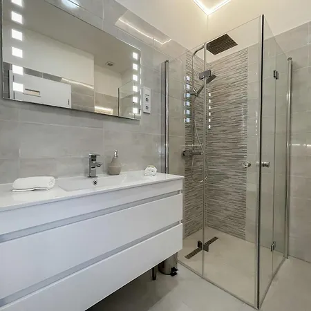Opera Luxury Resident Apartment