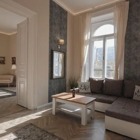 Apartment Opera Luxury Resident Budapest