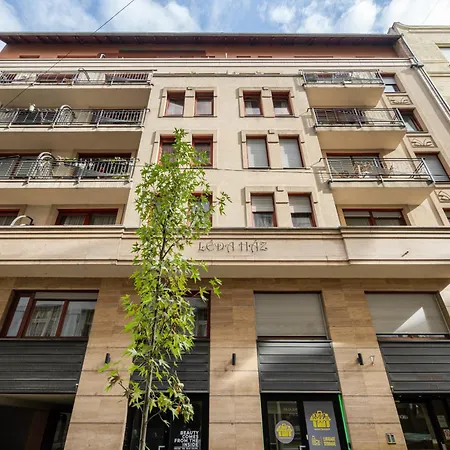 Leda Private Budapest