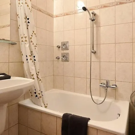 Retro-metro Apartment