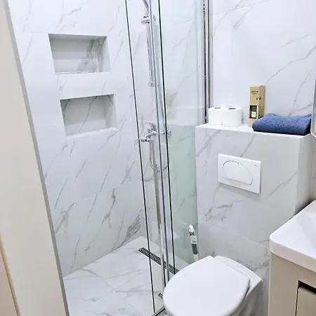 Designer Near Kalvin Square Apartman Budapest