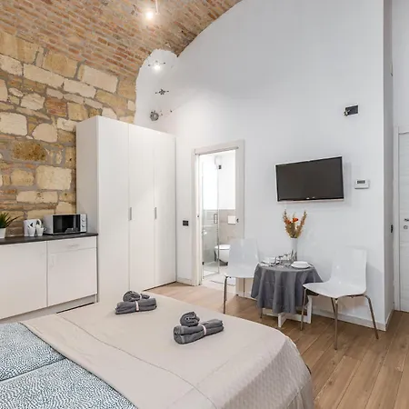 Elegant In Apartment