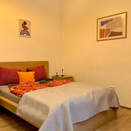 Aparthotel Gracia House 3*