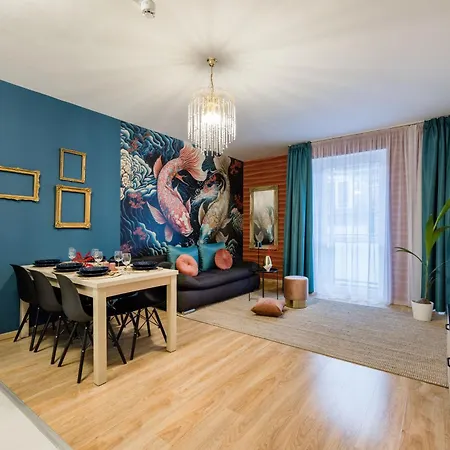 Apartment Chic Downtown Getaway Budapest