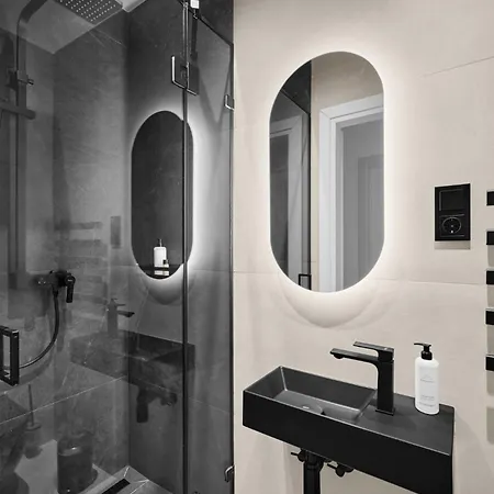 Collect Aparthotel 4*