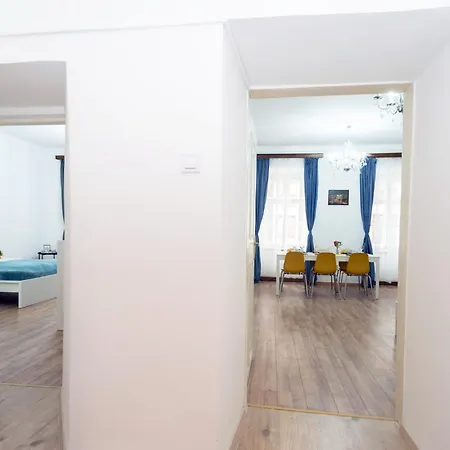 Apartament Vaci Street Centre Modern With 3brs Ac Budapesta