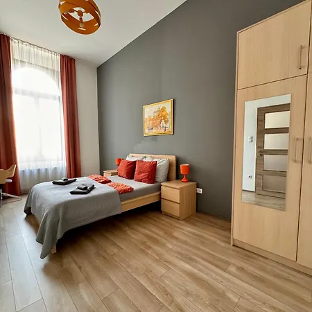 Gracia House 3*