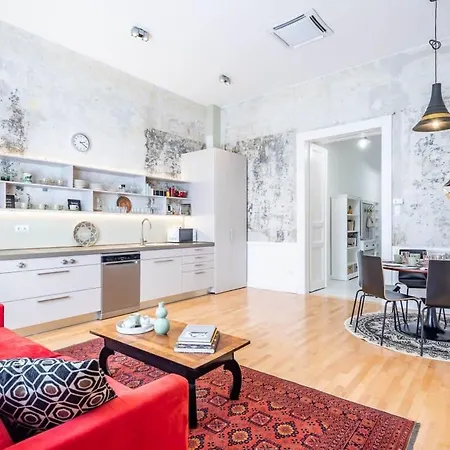 Boutique Luxury - & Quiet * Budapest