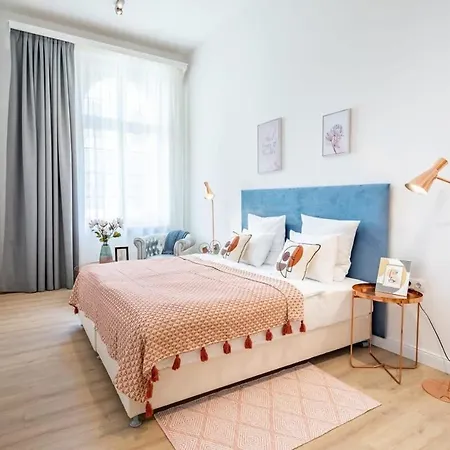 Boutique Luxury - & Quiet Apartment *