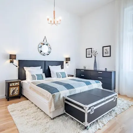 Boutique Luxury - & Quiet Budapest