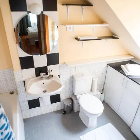 4-room With Aircon And Balcony Free Parking Budapest
