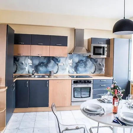 Apartment 4-room With Aircon And Balcony Free Parking Budapest