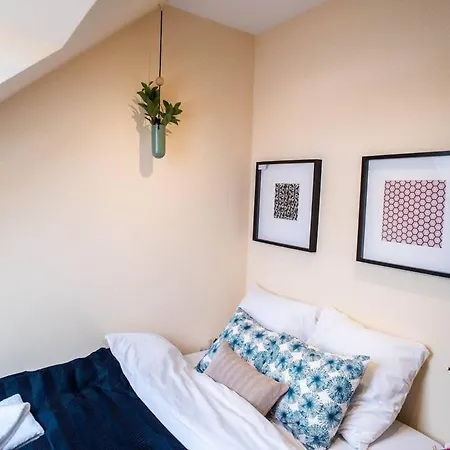 4-room With Aircon And Balcony Free Parking Budapest
