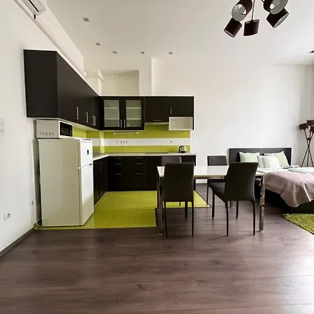 Aparthotel Gracia House