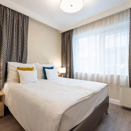 Hotel Cherry Residence, Palace Quarter