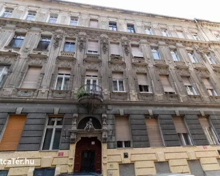 Ejjeli Majom Budapest