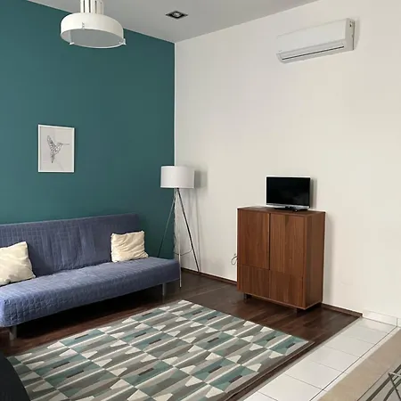 Aparthotel Gracia House 3*