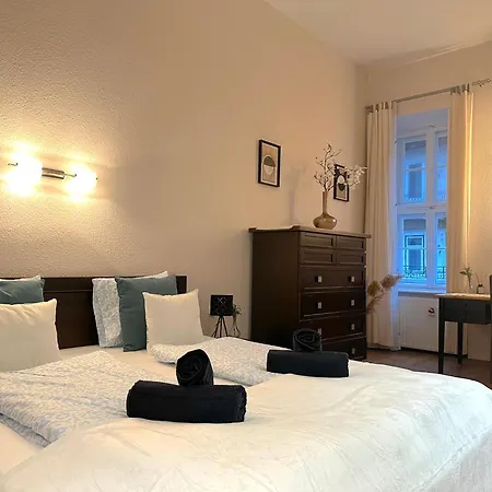 Apartment Heart Of The Cozy Corner With Free Parking & Ac *