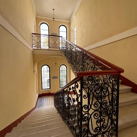 Gracia House