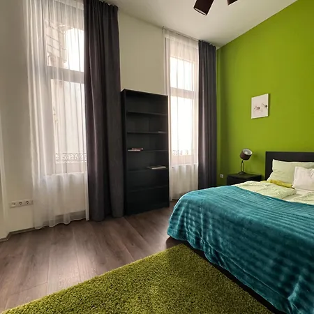 Gracia House Aparthotel