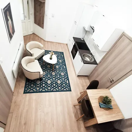 Szep Small * Budapest