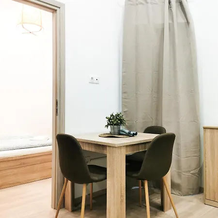 Szep Small Apartment *