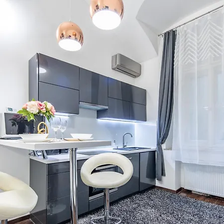Apartament Opera *