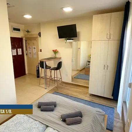 Apartment Little Americas New York Budapest
