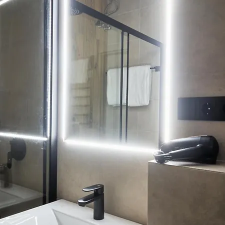 Navi Erzsebet Budapest