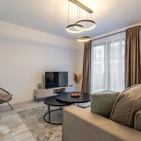 Brand New In A House Apartment *